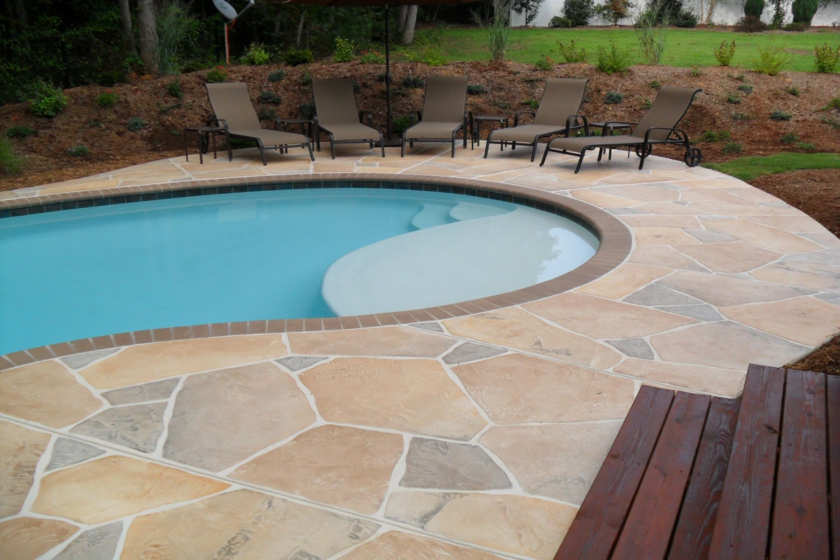 Concrete pool deck
